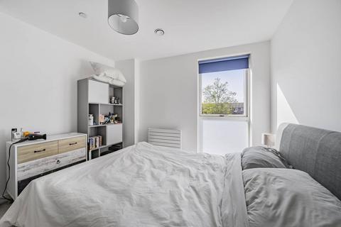 1 bedroom flat for sale, Malt Court, Walthamstow, LONDON, E17