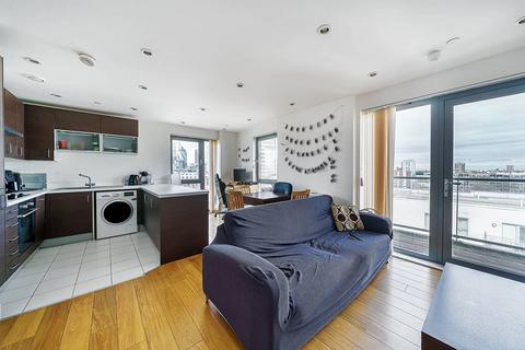 2 bedroom flat to rent, Wilson Tower, Aldgate, London, E1