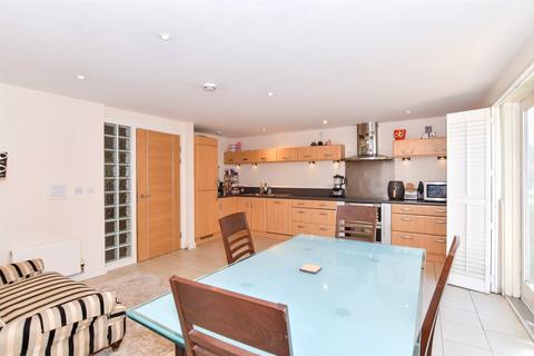 3 bedroom ground floor flat for sale, Edgar Close, Kings Hill, West Malling, Kent