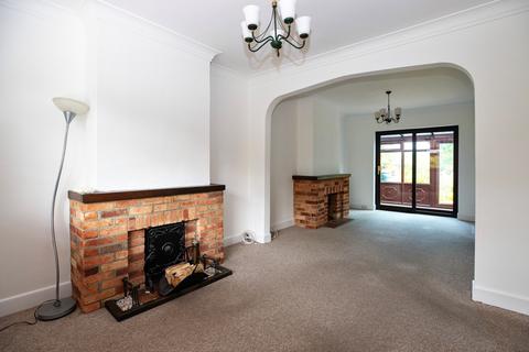 9 Beverley Gardens, Bournemouth, BH10 5EF