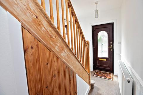 9 Beverley Gardens, Bournemouth, BH10 5EF