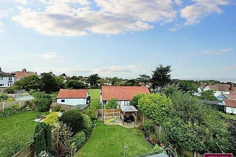 4 bedroom detached bungalow for sale, The Circle, Prestatyn, Denbighshire LL19 9EU