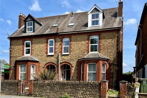 1 bedroom apartment for sale, Woodbridge Road, Guildford, Surrey, GU1