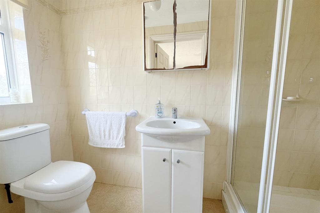 En-suite shower room