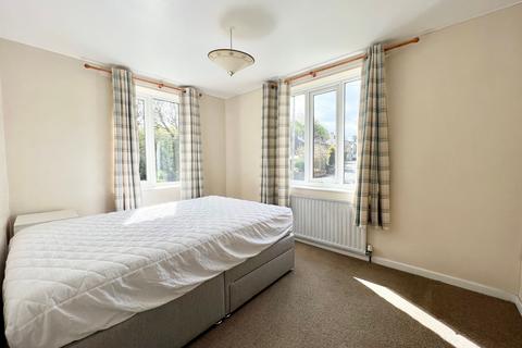 3 bedroom end of terrace house for sale, Higson Row, Clayton West, HD8