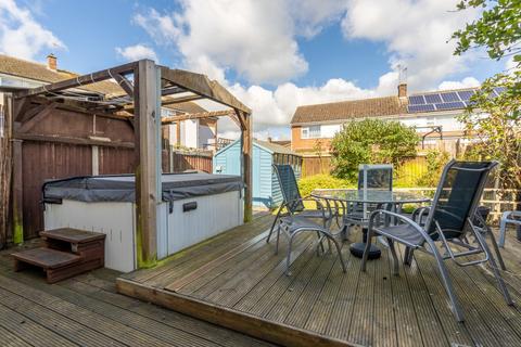 2 Bryanstone Close, Cheltenham, GL51 8HN