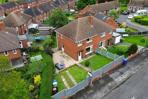 3 bedroom semi-detached house for sale, Park Avenue, Penistone, S36 6DN