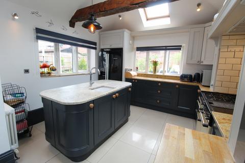 3 bedroom semi-detached house for sale, Knutsford Road, Grappenhall, Warrington