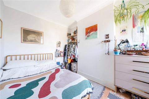 31 Leslie Road, London, E11 4HF