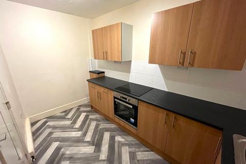 1 bedroom flat to rent, King Street, Alfreton, Derbyshire DE55