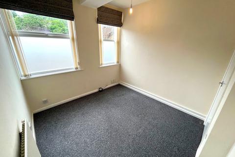 1 bedroom flat to rent, King Street, Alfreton, Derbyshire DE55