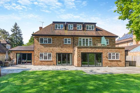 6 bedroom detached house for sale, Howards Thicket, Gerrards Cross, Buckinghamshire