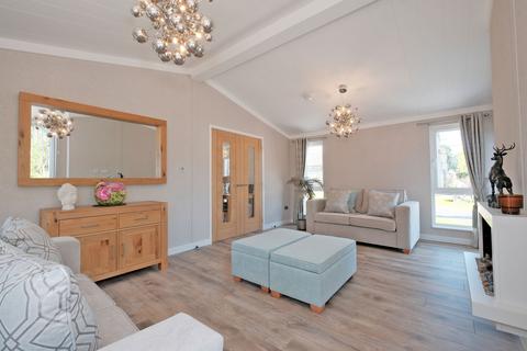 2 bedroom park home for sale, Kinloss Retirement Park, Kinloss, Findhorn  IV36