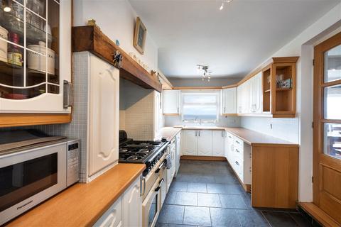 4 bedroom detached house for sale, Bryn Siriol, Hillside, Prestatyn, Denbighshire LL19 9PW