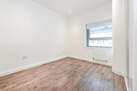 2 bedroom apartment to rent, Delta point, Wellesley road, Croydon, CR0 2NY