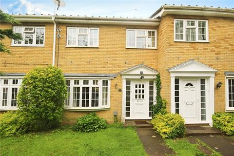 3 bedroom terraced house to rent, Findlay Drive, Guildford, Surrey, GU3