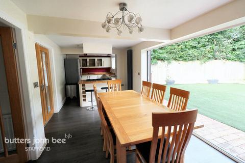 4 bedroom detached house for sale, Hillcrest, Stafford