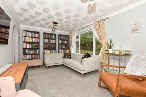 3 bedroom terraced house for sale, Dowding Walk, Northfleet, Gravesend, Kent