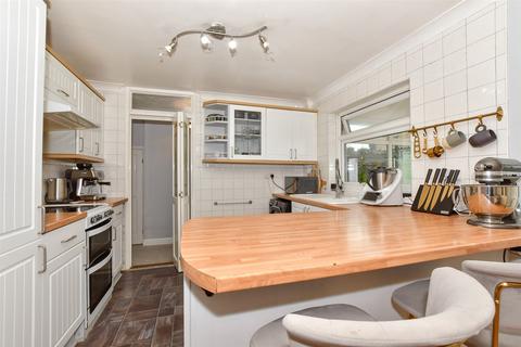 9 Dowding Walk, Northfleet, Gravesend, DA11 8PX