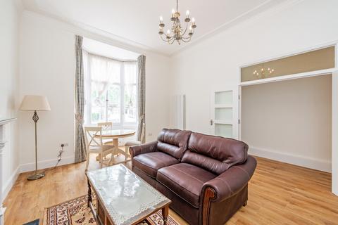 2 bedroom apartment to rent, Gloucester Terrace London W2