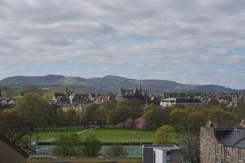 4 bedroom flat for sale, 40/8 Buccleuch Street, Newington, Edinburgh, EH8 9LP