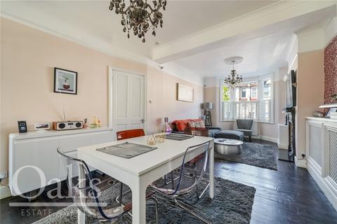 52 Charnwood Road, London, SE25 6NU