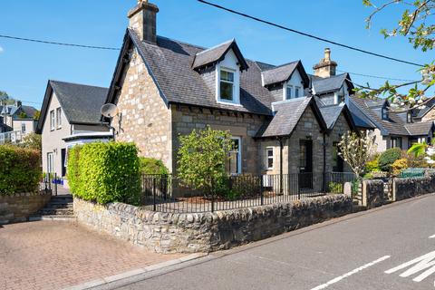 5 bedroom semi-detached house for sale, Tom-Na-Moan Road, Pitlochry, Perthshire, PH16 5HL