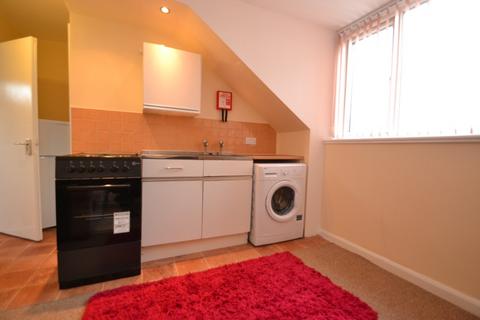 1 bedroom flat to rent, Hilton Road, Leeds LS8