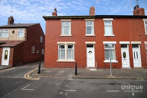 3 bedroom end of terrace house for sale, William Street,  Blackpool, FY3