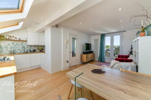 Flat 3, 47 Rectory Road, London, N16 7PP