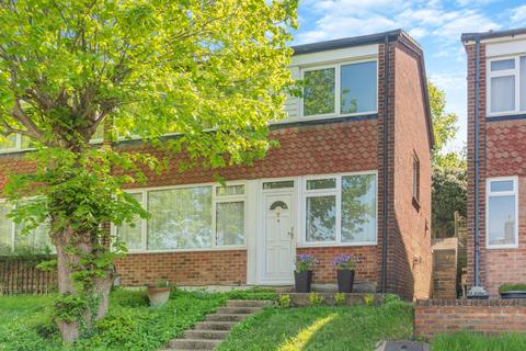 3 bedroom semi-detached house for sale, Barnes Avenue, Chesham