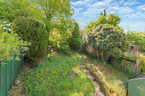 3 bedroom semi-detached house for sale, Barnes Avenue, Chesham