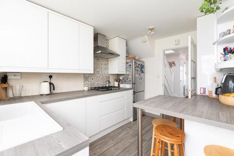 37 Knights Templars Green, Stevenage, SG2 0JY