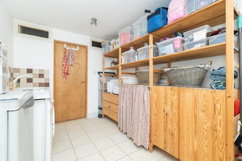 37 Knights Templars Green, Stevenage, SG2 0JY