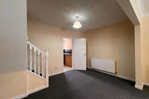 2 bedroom terraced house to rent, Bruce Street, St Helens