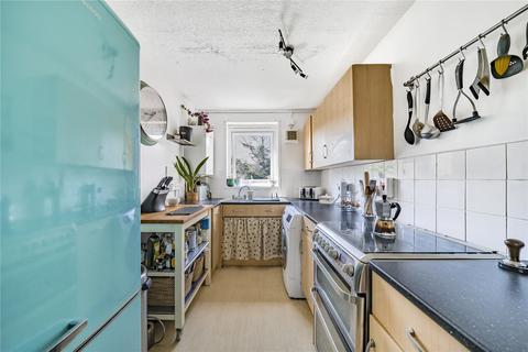 1 bedroom flat for sale, Highbury New Park, London, N5