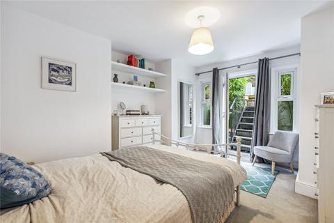 2 bedroom apartment for sale, Leathwaite Road, SW11