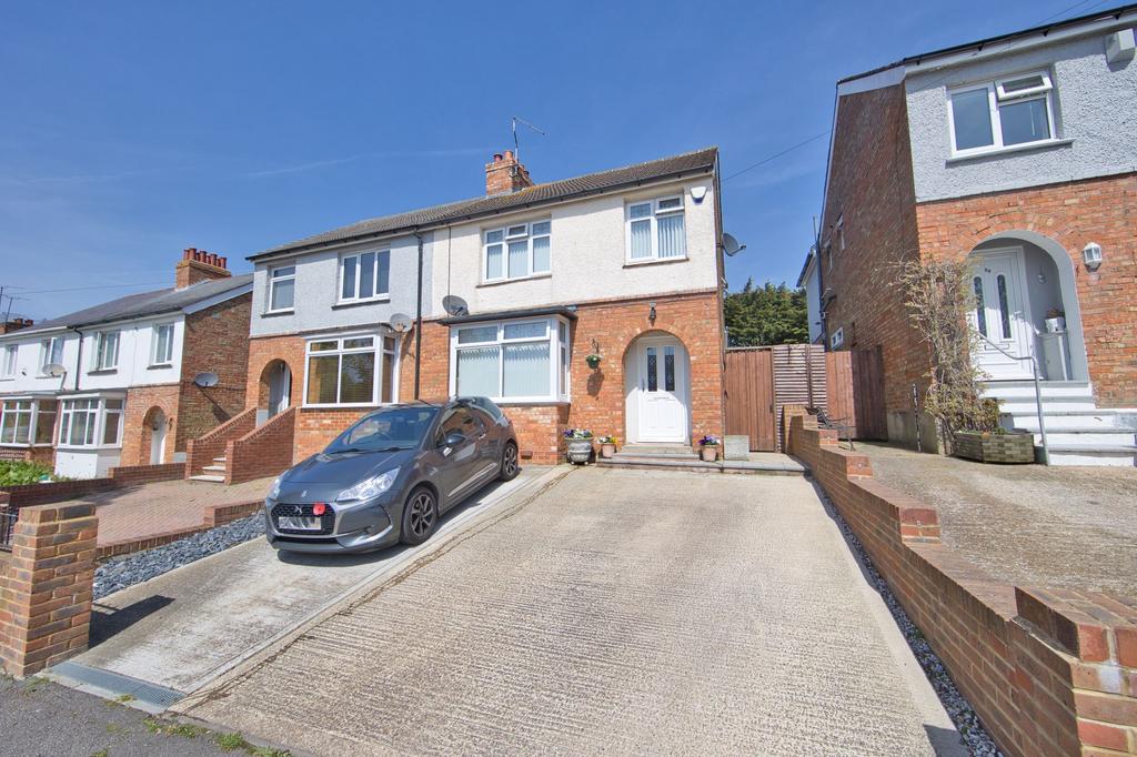 Joyes Road, Folkestone, CT19 3 bed semidetached house for sale £365,000