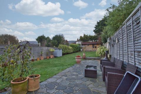 30 Joyes Road, Folkestone, CT19 6NX