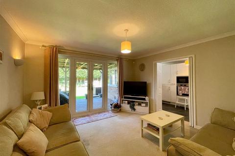 2 bedroom semi-detached house for sale, Humber Close, Thatcham RG18