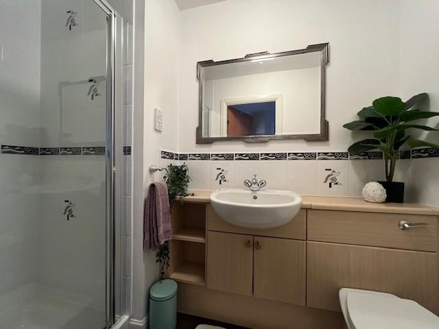 Master Bedroom Ensuite