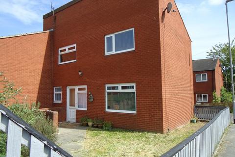 3 bedroom semi-detached house to rent, Normanton Grove, Leeds LS11