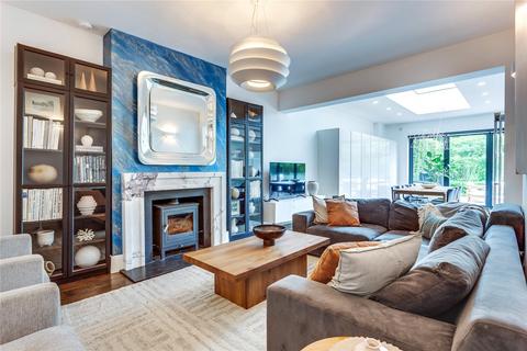 4 bedroom detached house to rent, Norman Avenue, Oxfordshire RG9