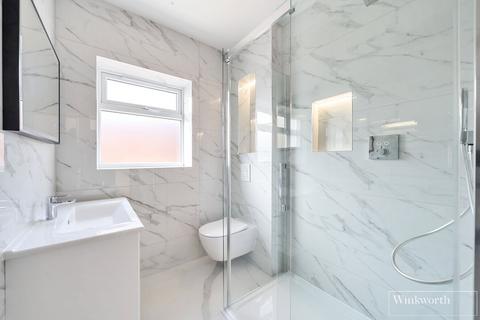 2 Lower Nursery, Ascot, SL5 0PA