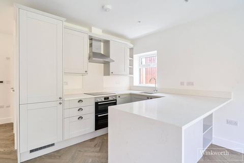 2 Lower Nursery, Ascot, SL5 0PA