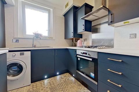 385 Calder Road, Edinburgh, EH11 4AJ