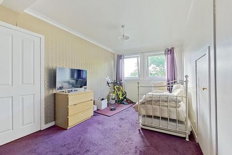 385 Calder Road, Edinburgh, EH11 4AJ