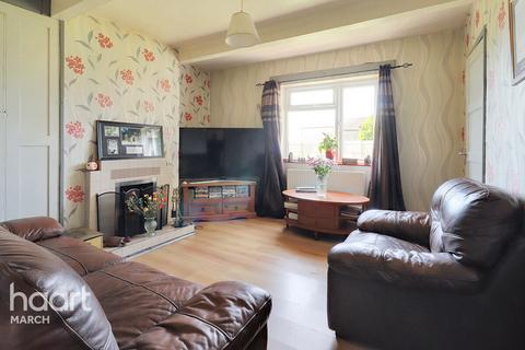 4 bedroom detached house for sale, Herne Road, Ramsey St Mary's
