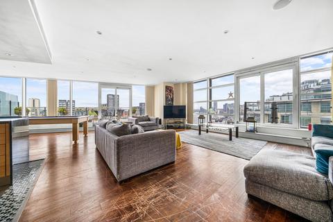 3 bedroom apartment for sale, Commodore House, Battersea Reach