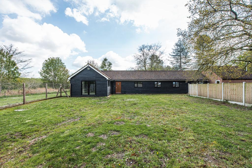 Mundford 6 bed cottage for sale £650,000